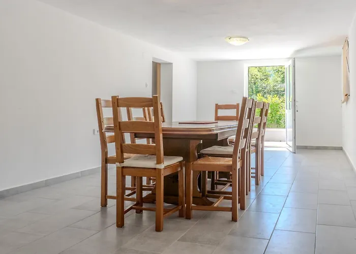 Kelava Villa